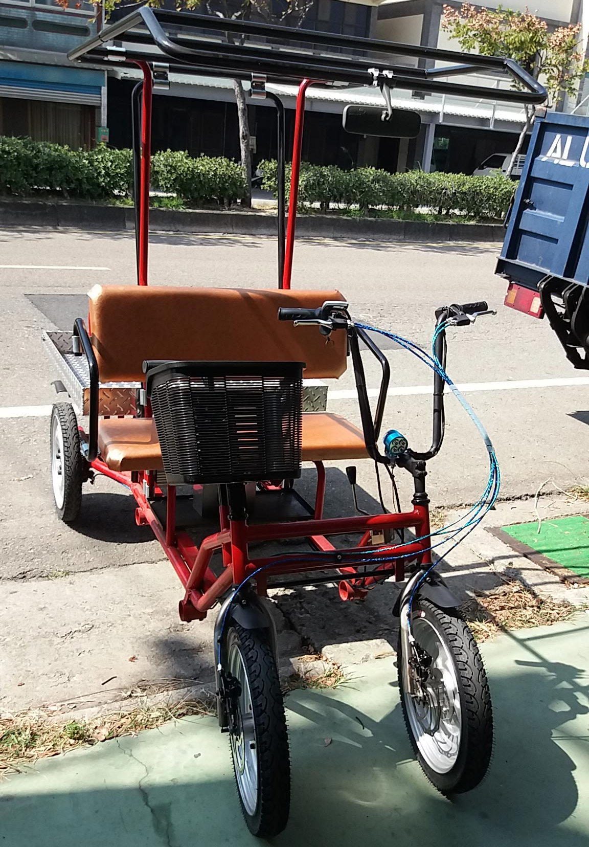 Electric mini truck - front view